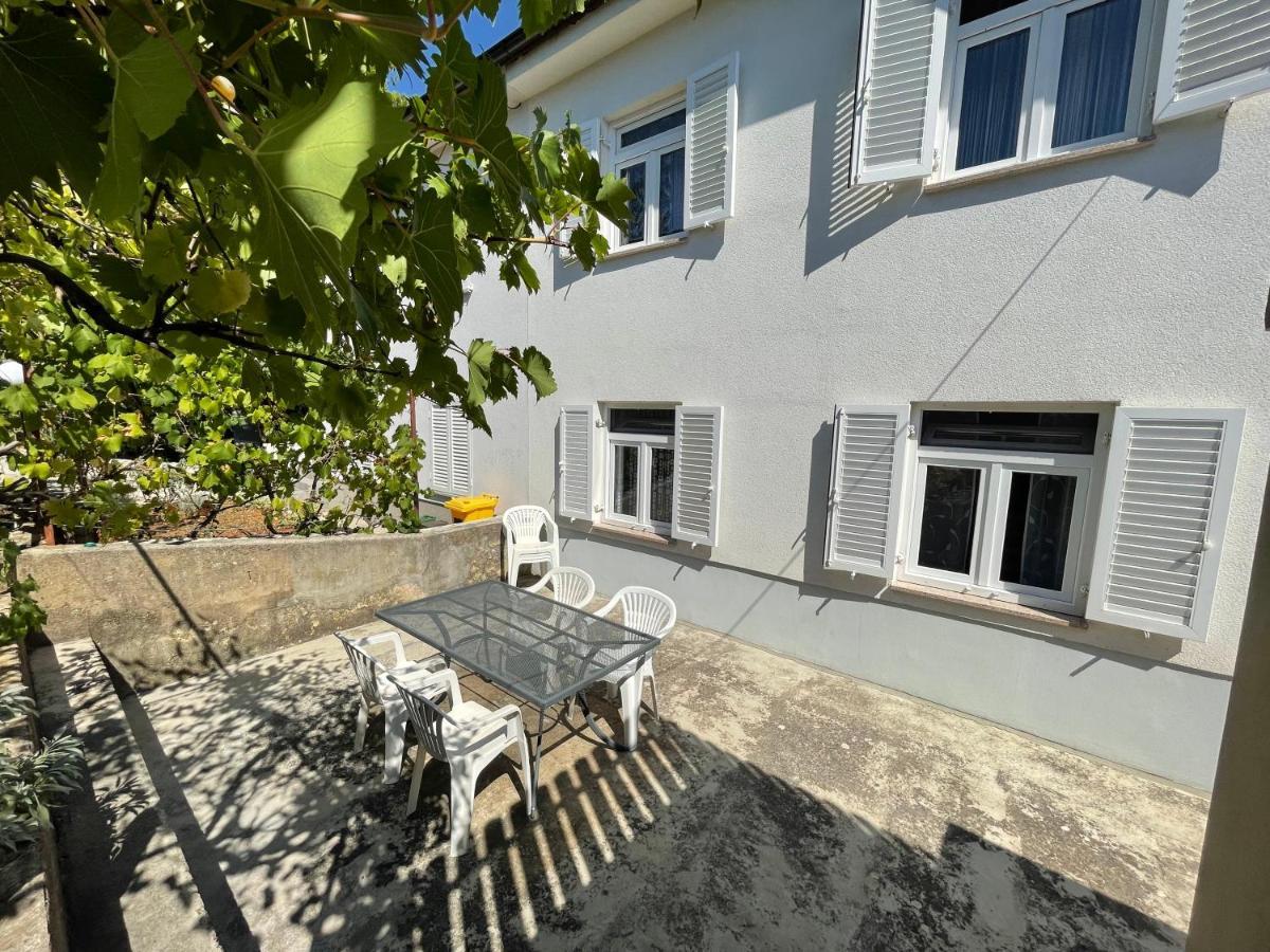Apartments Bohovic Silo  Bagian luar foto